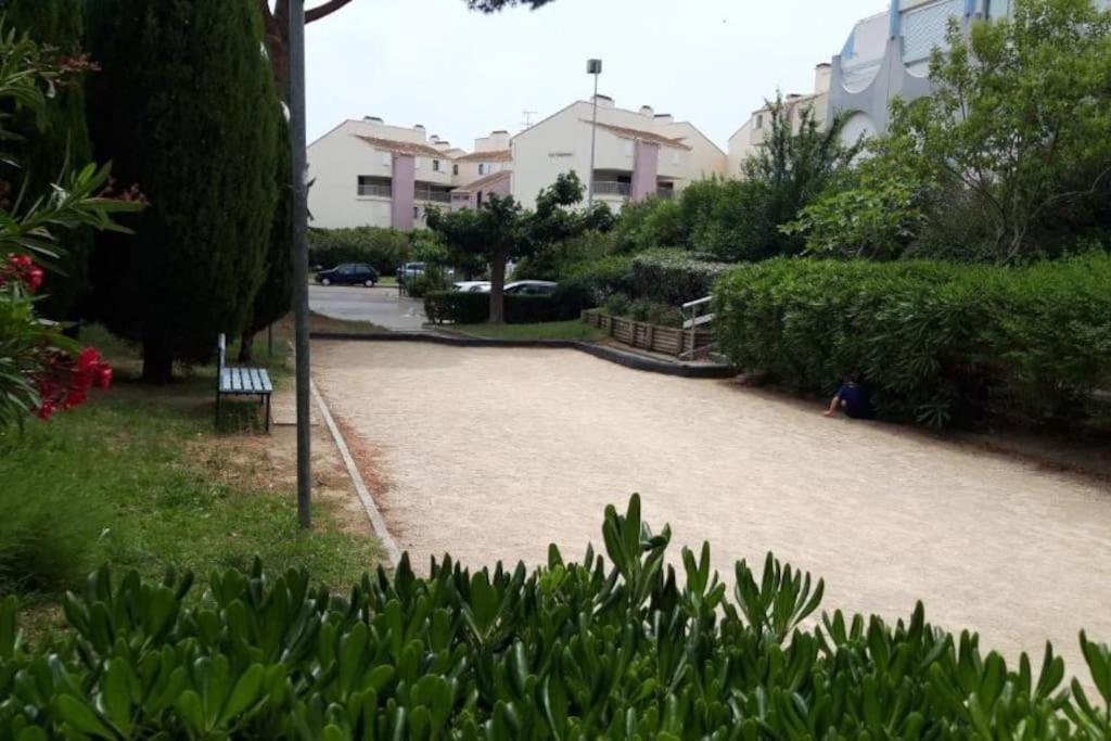 Appartement 2 Pieces + Cabine, 6 Couchages Le Grau-du-Roi Dış mekan fotoğraf