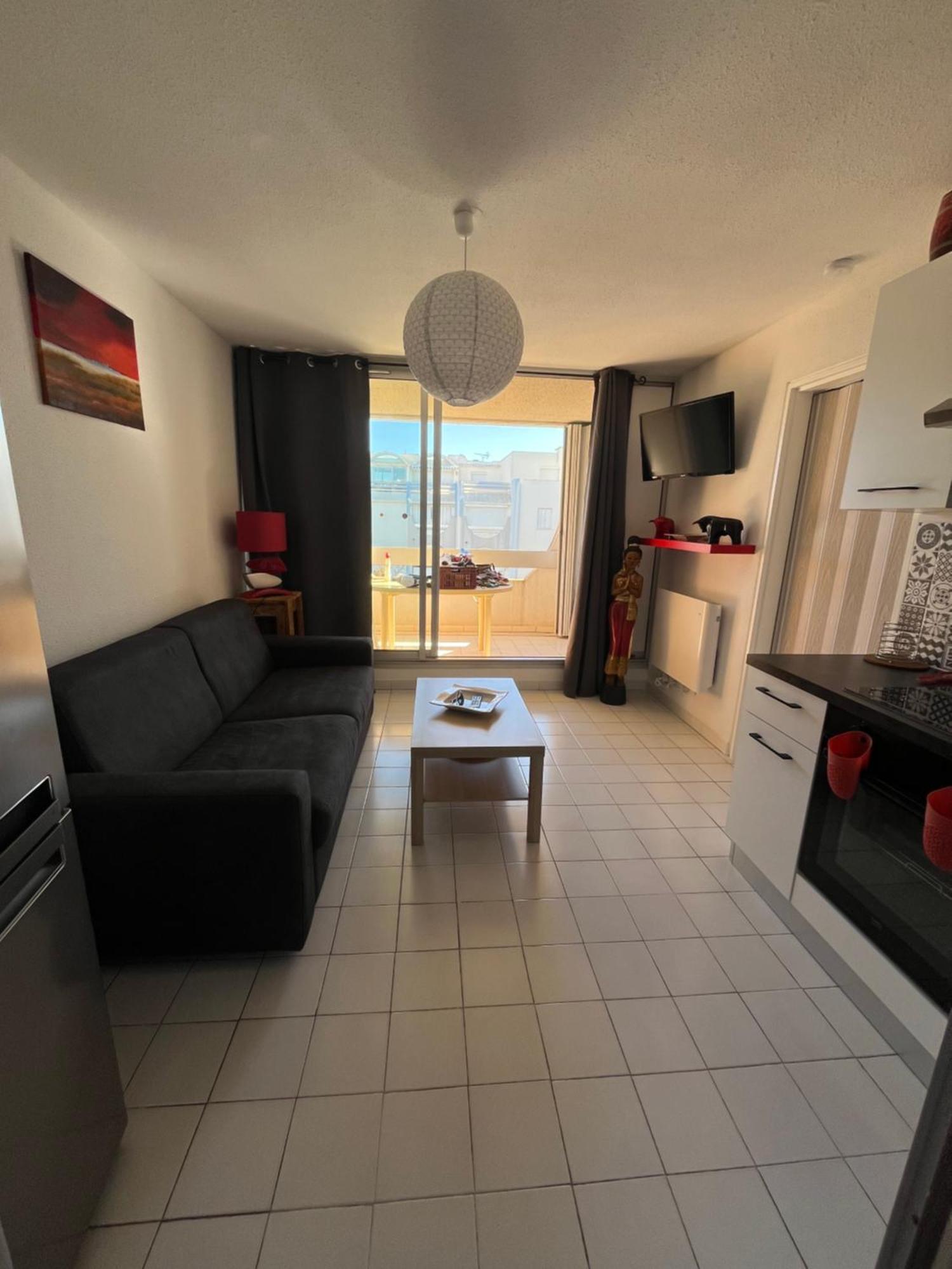 Appartement 2 Pieces + Cabine, 6 Couchages Le Grau-du-Roi Dış mekan fotoğraf