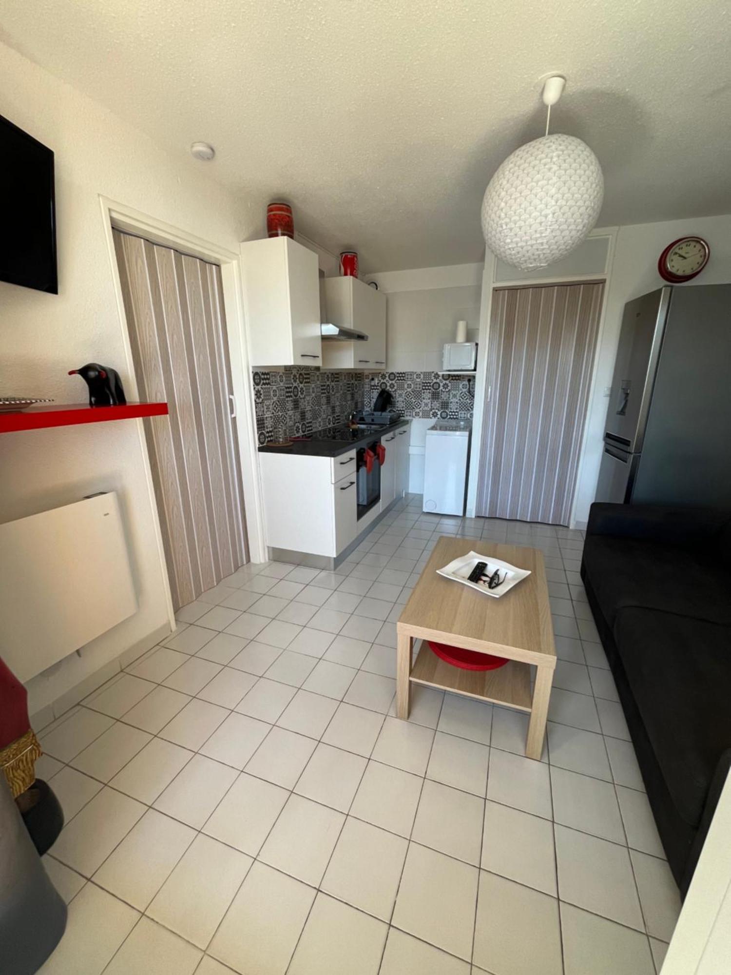 Appartement 2 Pieces + Cabine, 6 Couchages Le Grau-du-Roi Dış mekan fotoğraf