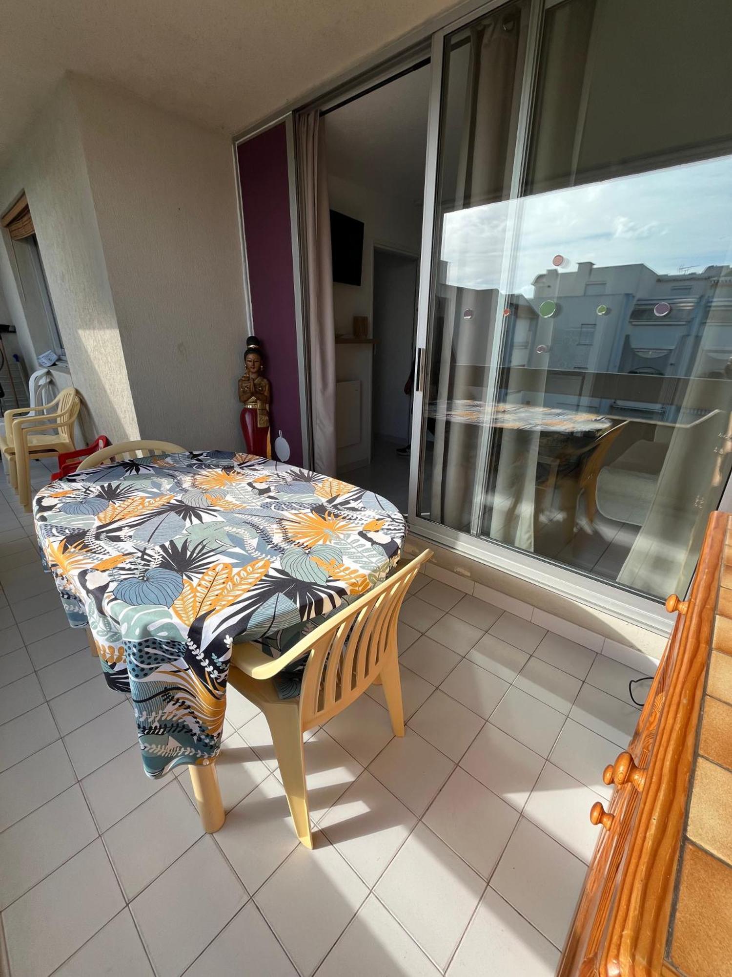 Appartement 2 Pieces + Cabine, 6 Couchages Le Grau-du-Roi Dış mekan fotoğraf